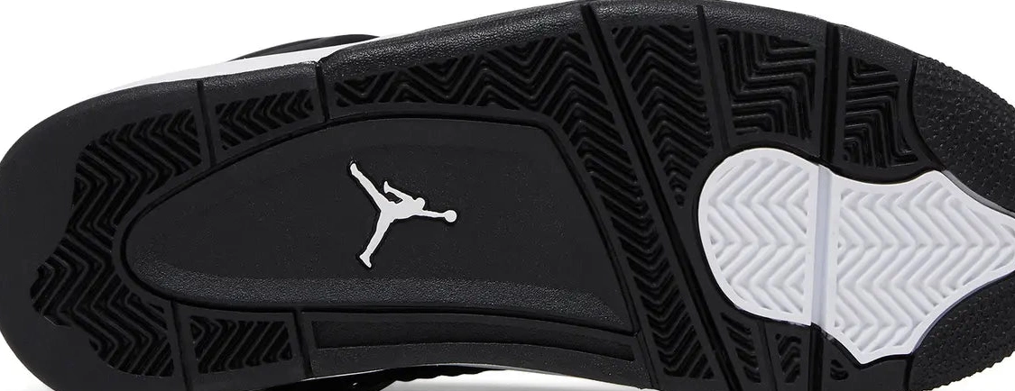 GS Retro Jordan Thunder White 4 0713